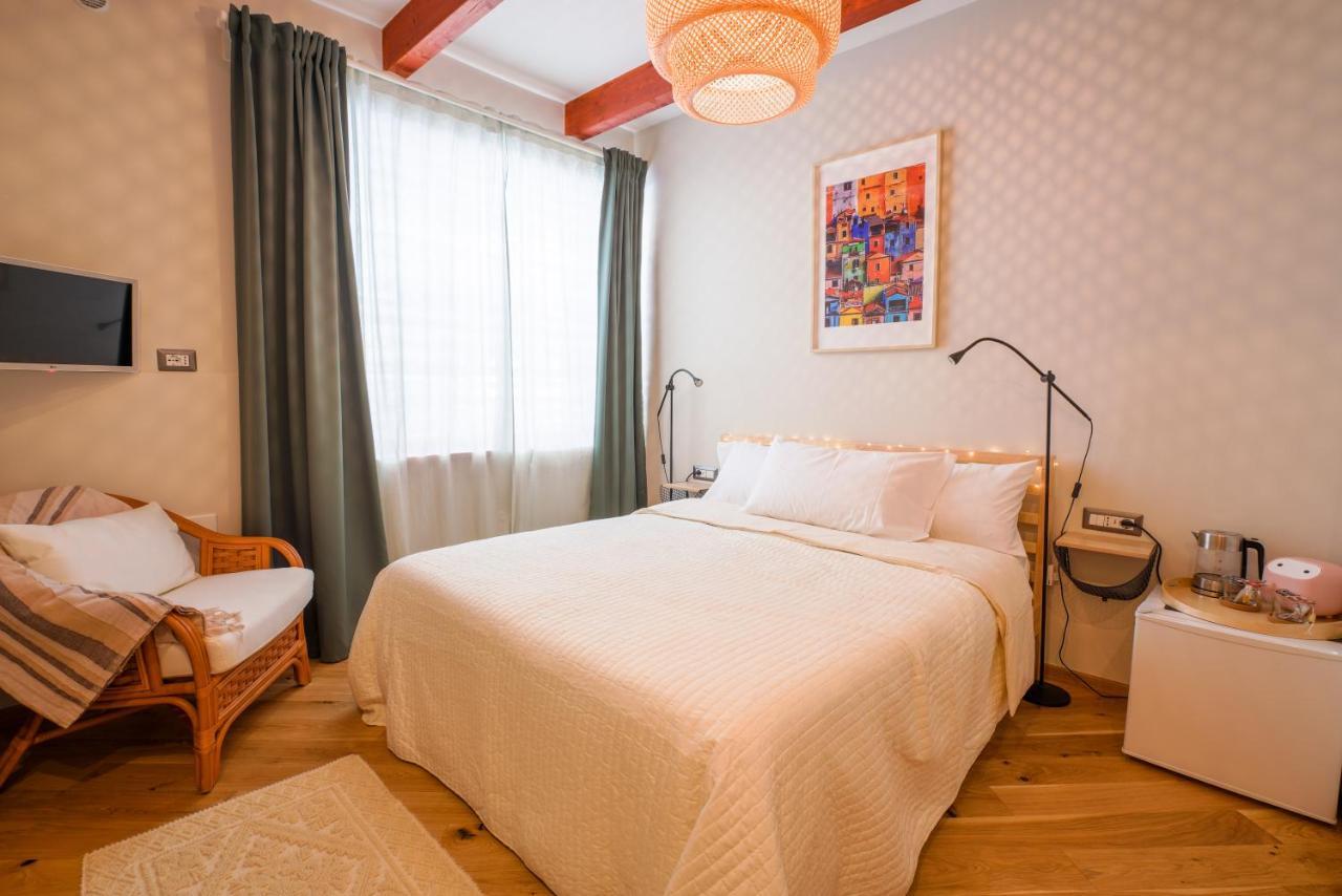 Sa Domo E Giuanne E Giuanna Bed & Breakfast Bosa Exterior photo